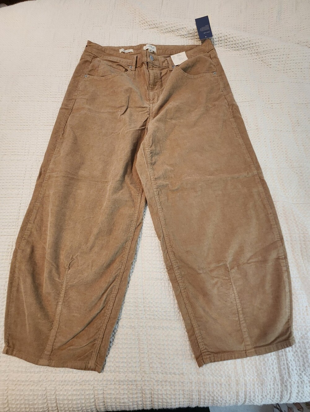 Universal Thread NWT High Rise Barrel Leg Corduroy Pants Camel Brown 17 Stretchy